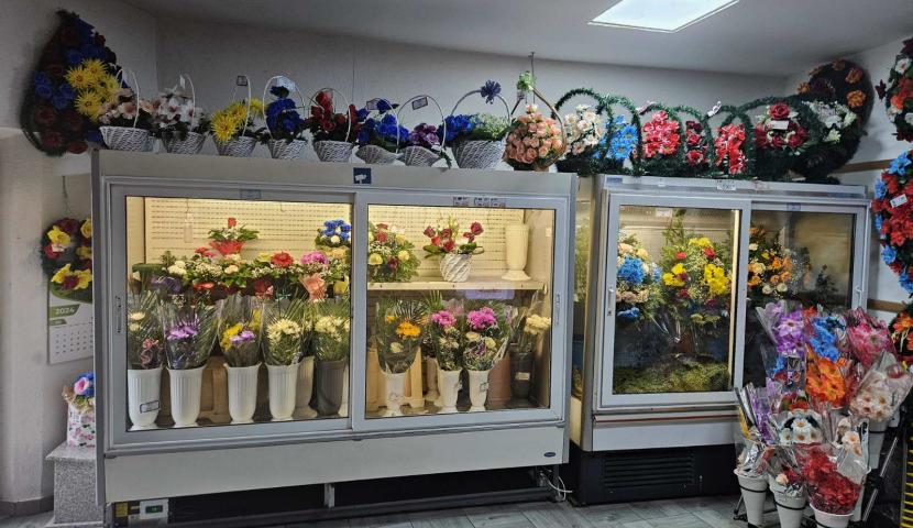 SUZA - PURA POGREBNE USLUGE I OPREMA DESPOTOVAC